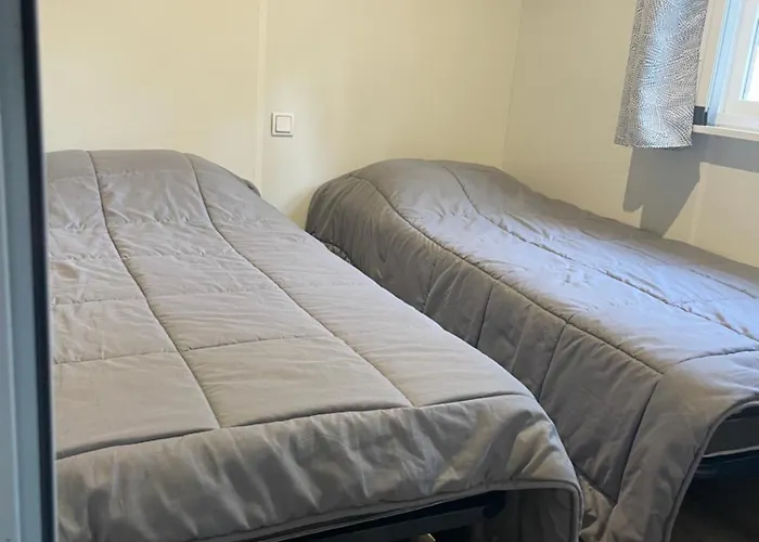 L'ecureuil Κάμπινγκ *