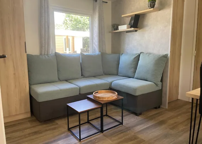 L'ecureuil אתר קמפינג *