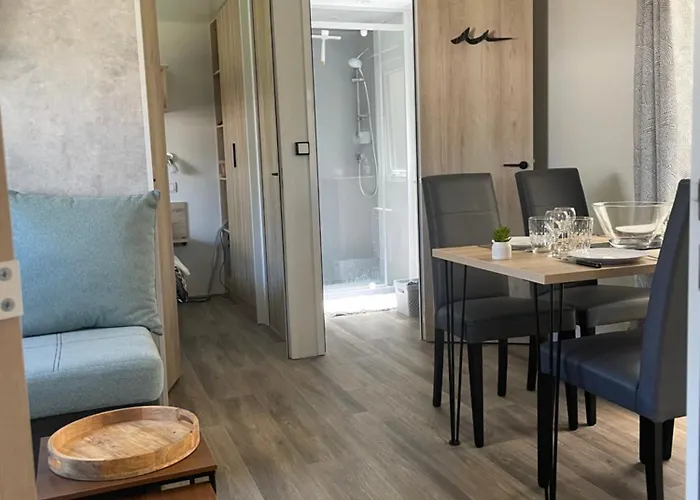 L'ecureuil אתר קמפינג פיריאק-סור-מר